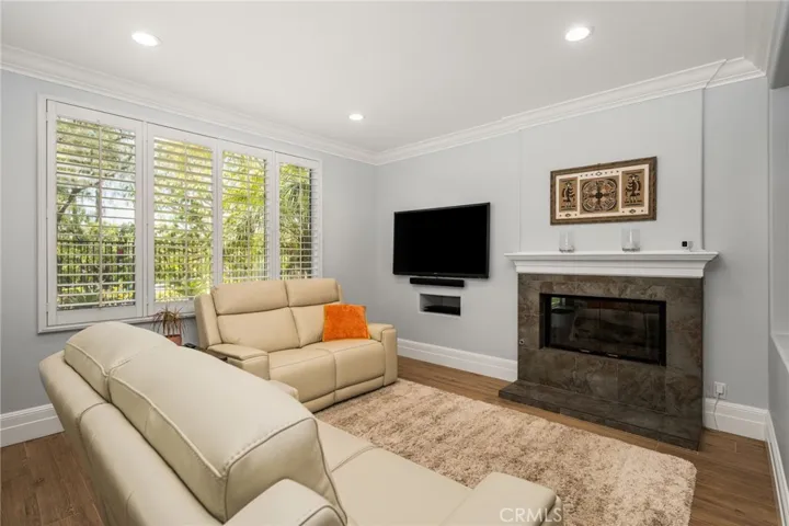 2564 Newman Avenue, Tustin, California 92782