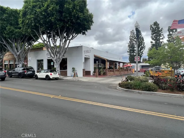 2564 Newman Avenue, Tustin, California 92782