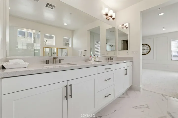 1883 Aliso Canyon Drive, Lake Forest, California 92610