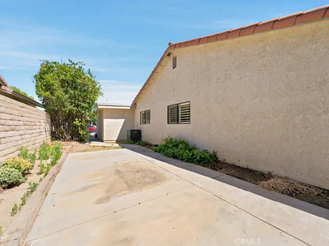 5835 Cardoza Drive, Westlake Village, California 91362