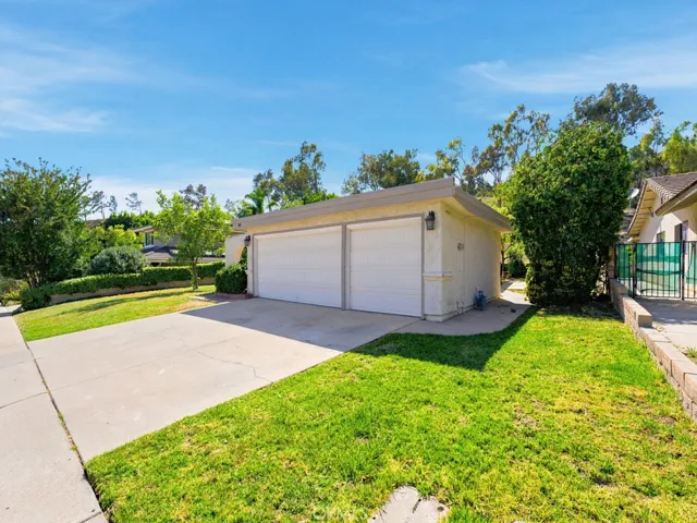 5835 Cardoza Drive, Westlake Village, California 91362