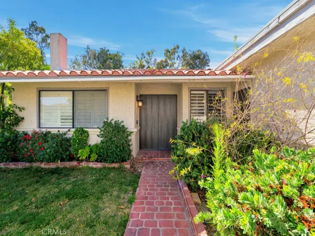 5835 Cardoza Drive, Westlake Village, California 91362