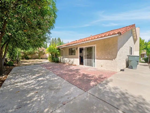 5835 Cardoza Drive, Westlake Village, California 91362