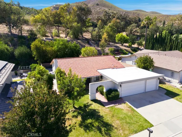 5835 Cardoza Drive, Westlake Village, California 91362