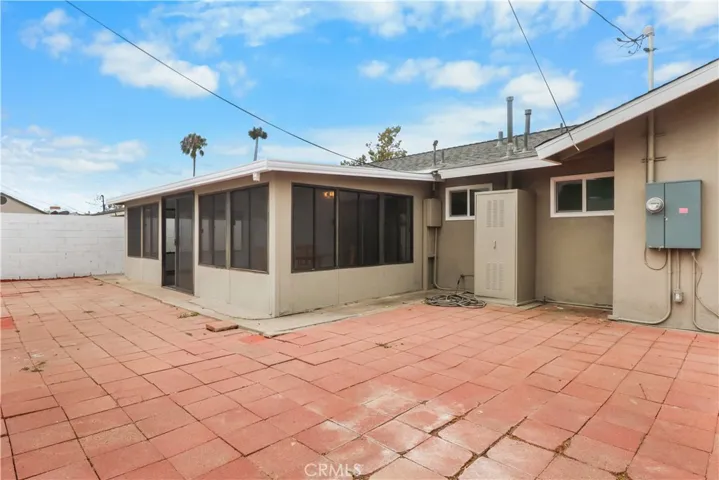2041 S Pacific, Santa Ana, California 92704
