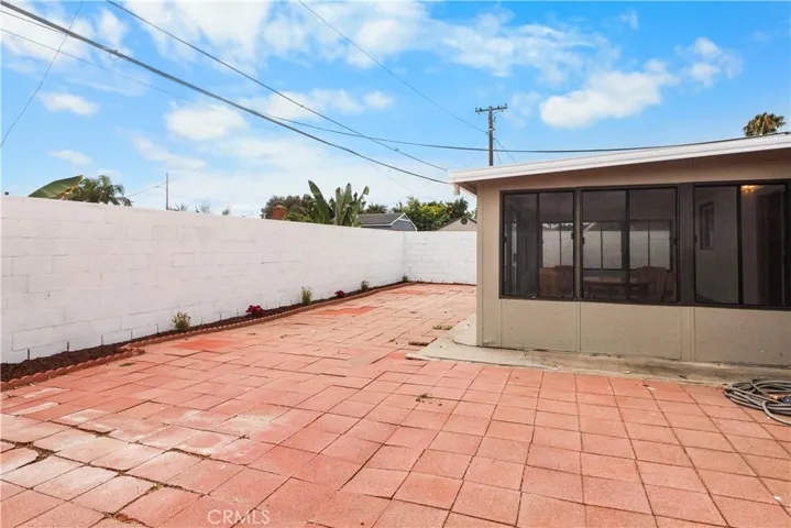 2041 S Pacific, Santa Ana, California 92704