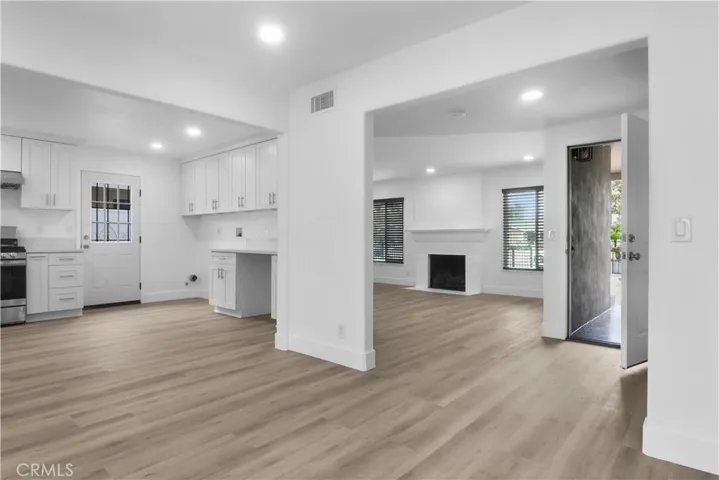 2041 S Pacific, Santa Ana, California 92704