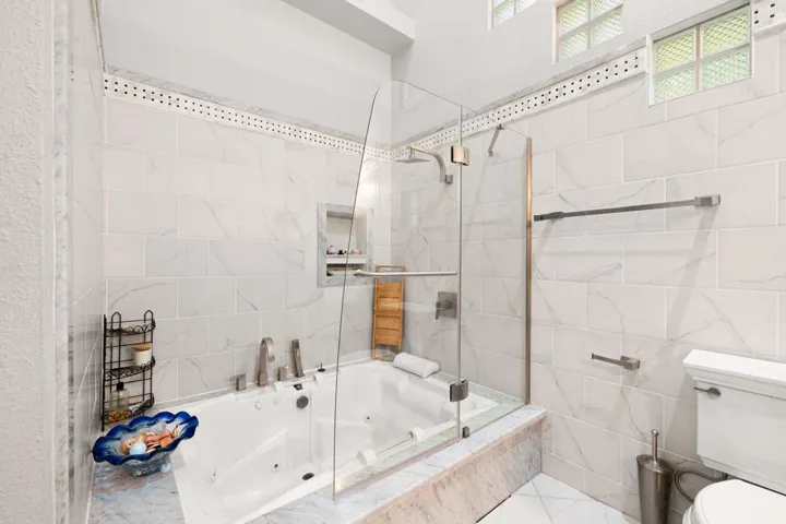 Upgraded Primary Bath