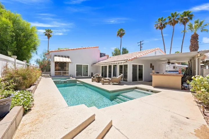 Private Pool/Spa with Views