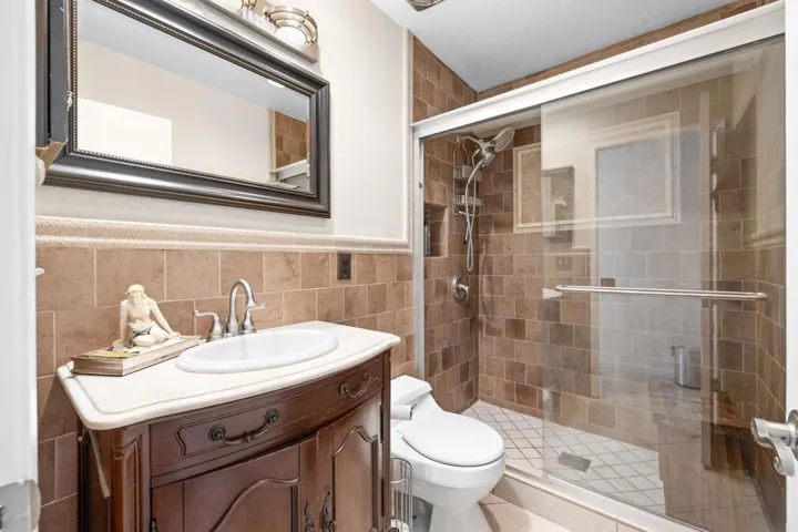Upgraded Guest Bath 2