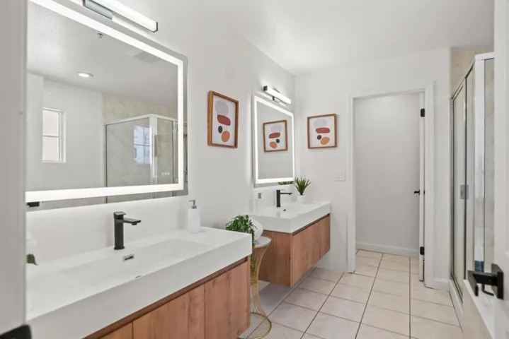 320 Waverly Street, Sunnyvale, California 94086