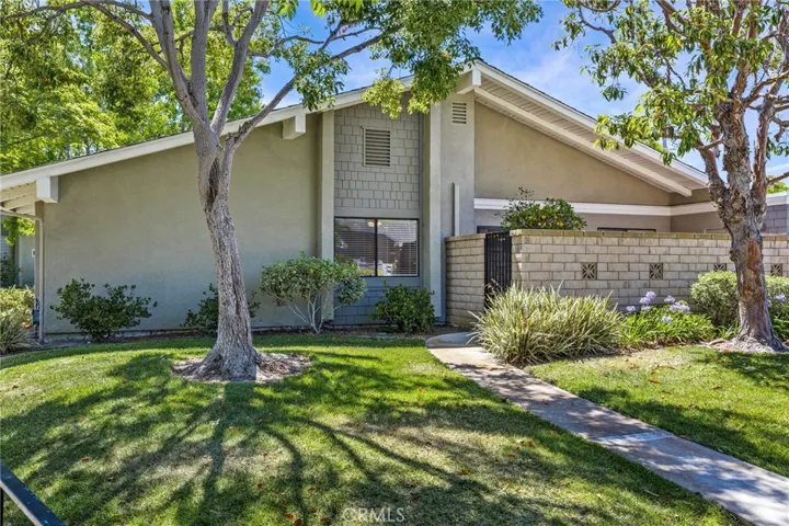 8933 Yolo Circle 1307a, Huntington Beach, California 92646