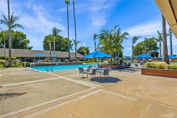8933 Yolo Circle 1307a, Huntington Beach, California 92646