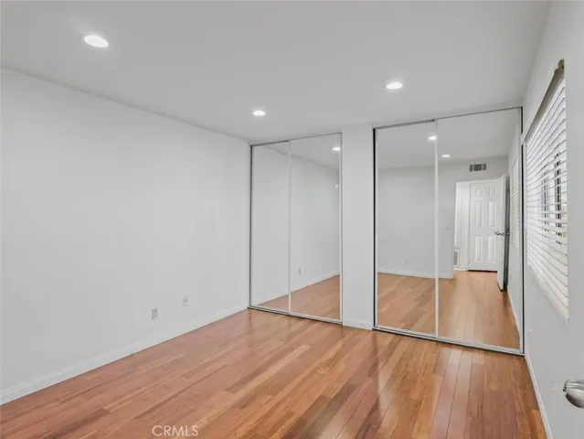 5540 S Owensmouth Avenue 107, Woodland Hills, California 91367