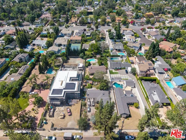 22930 Collins Street, Woodland Hills, California 91367