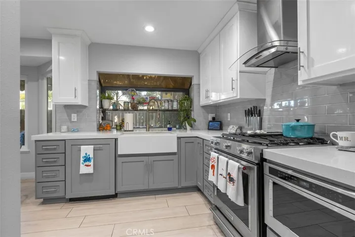 7 Shadow Hill, Laguna Hills, California 92653
