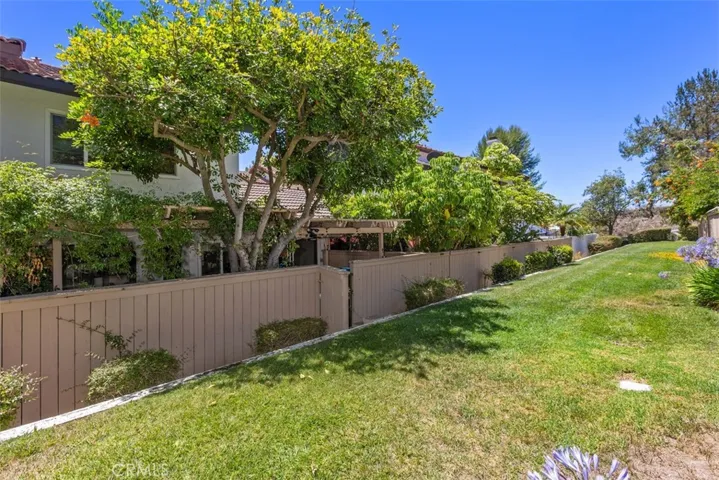 7 Shadow Hill, Laguna Hills, California 92653