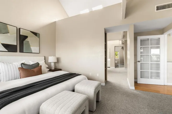 1084 Johnson, San Diego, California 92103