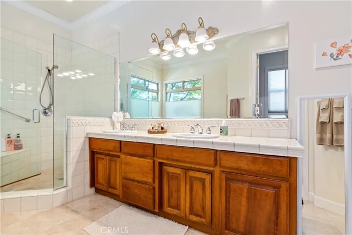 2045 Vista De La Vina, Templeton, California 93465