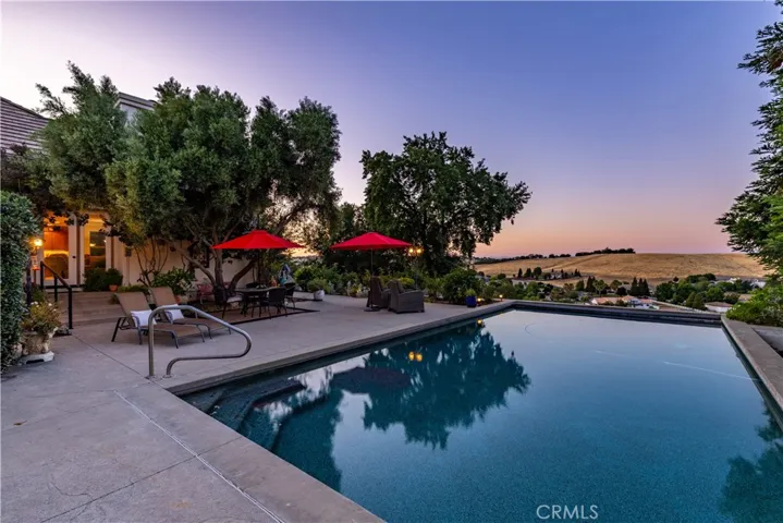 2045 Vista De La Vina, Templeton, California 93465