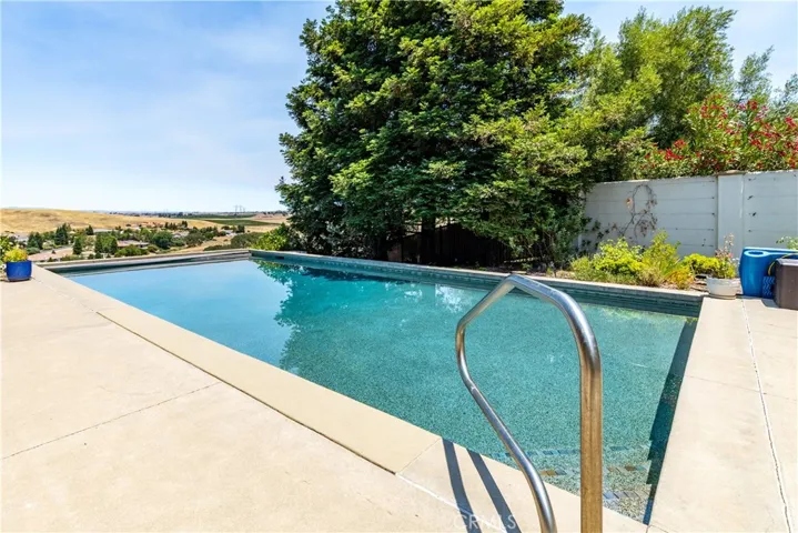 2045 Vista De La Vina, Templeton, California 93465