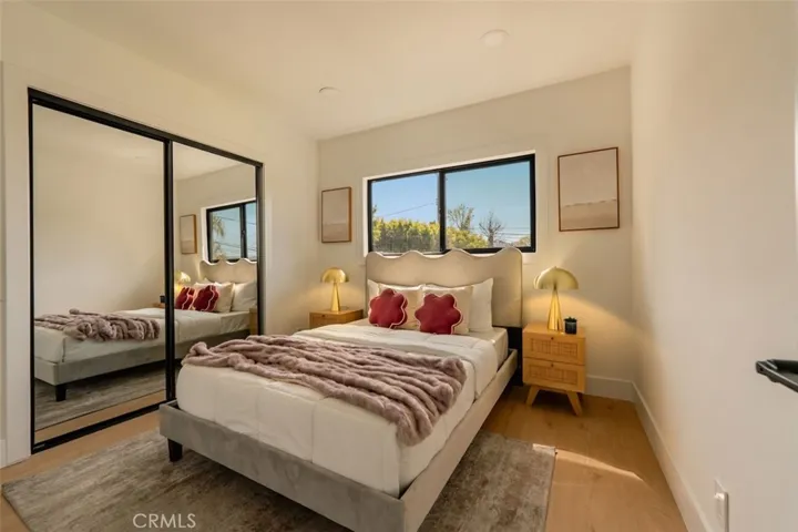 13925 Branton Place, Sherman Oaks, California 91423