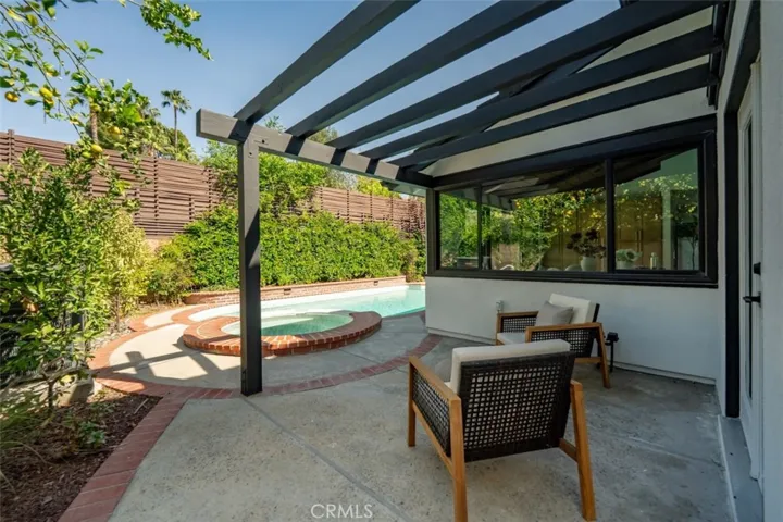 13925 Branton Place, Sherman Oaks, California 91423