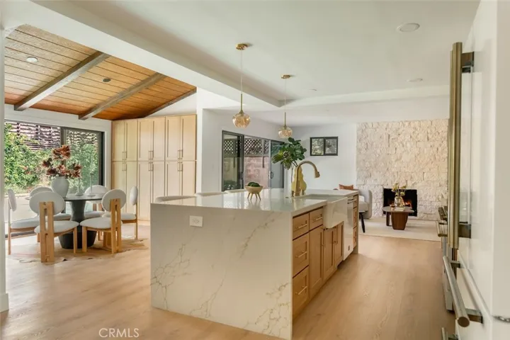 13925 Branton Place, Sherman Oaks, California 91423