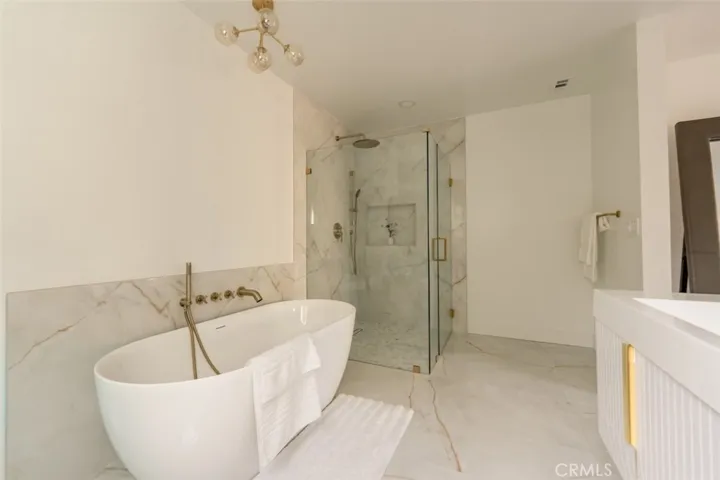 13925 Branton Place, Sherman Oaks, California 91423