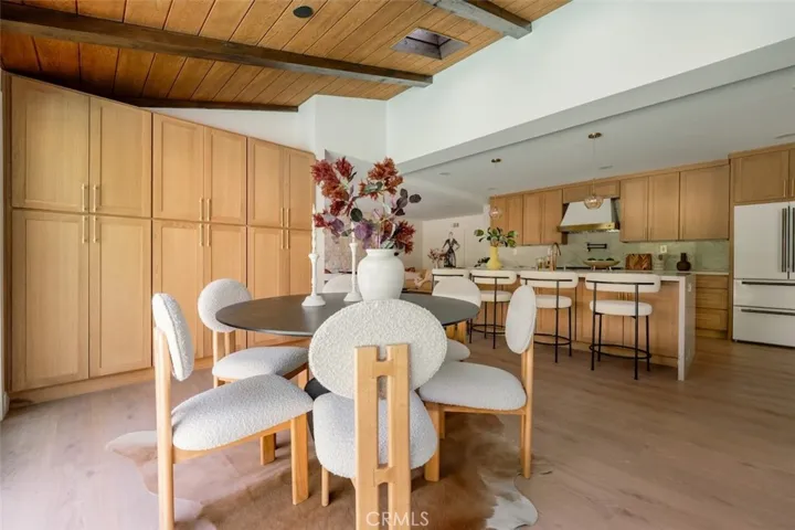 13925 Branton Place, Sherman Oaks, California 91423