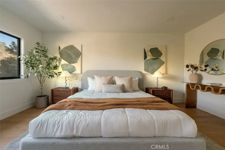 13925 Branton Place, Sherman Oaks, California 91423