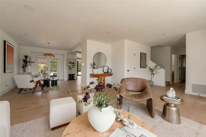 13925 Branton Place, Sherman Oaks, California 91423