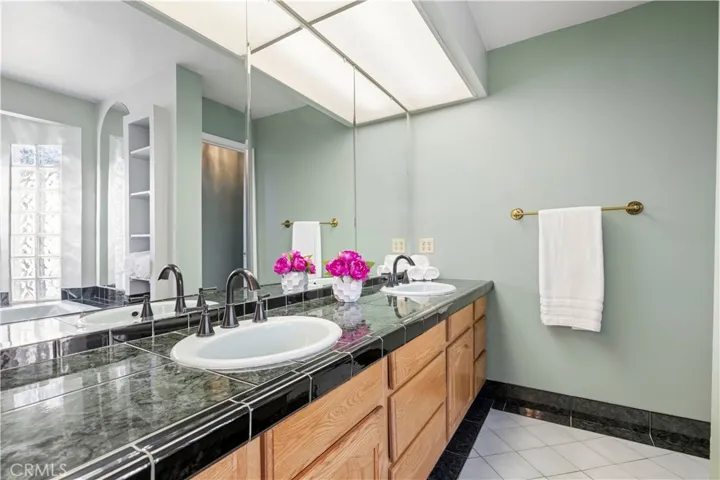 26859 Palacete Drive, Valencia, California 91354