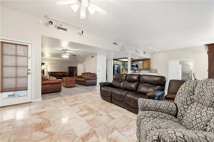 26859 Palacete Drive, Valencia, California 91354