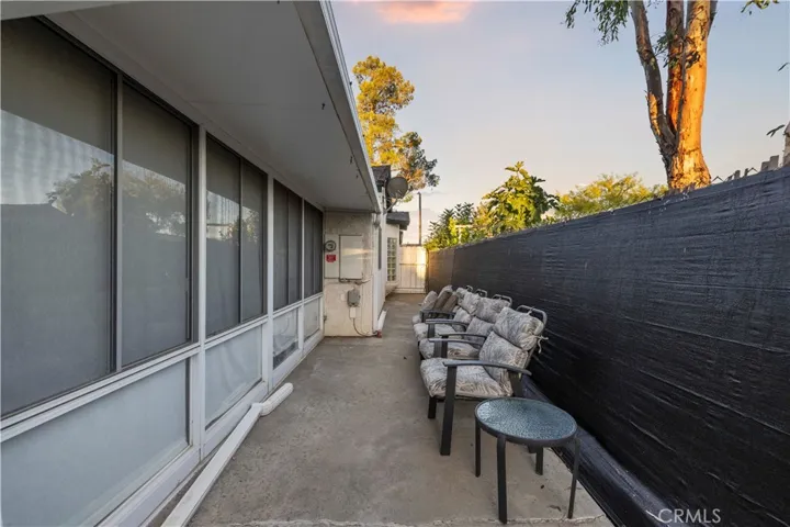 26859 Palacete Drive, Valencia, California 91354
