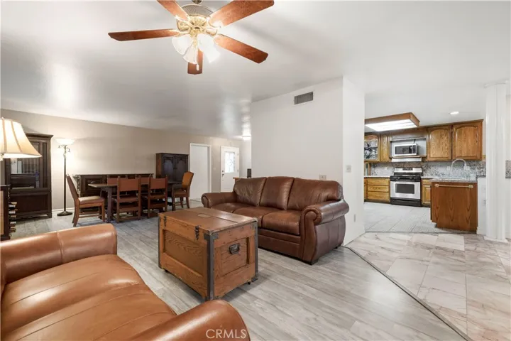26859 Palacete Drive, Valencia, California 91354