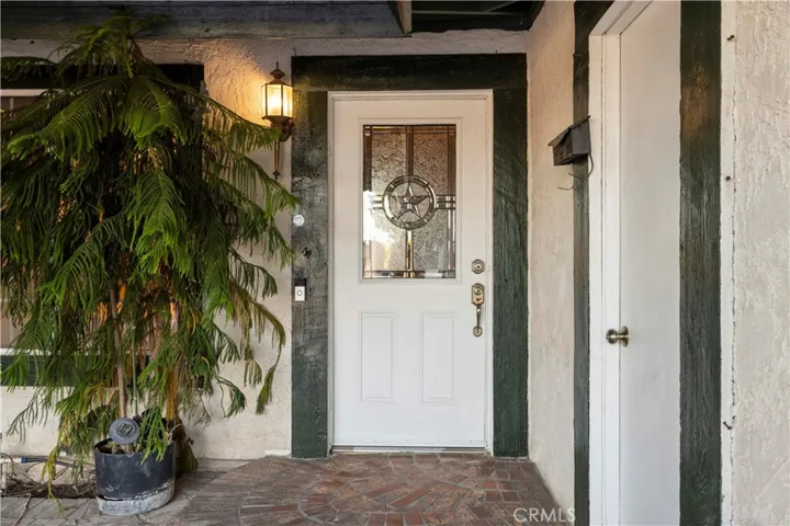 26859 Palacete Drive, Valencia, California 91354
