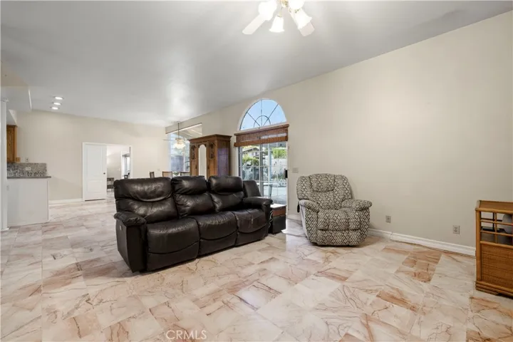 26859 Palacete Drive, Valencia, California 91354