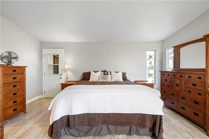26859 Palacete Drive, Valencia, California 91354
