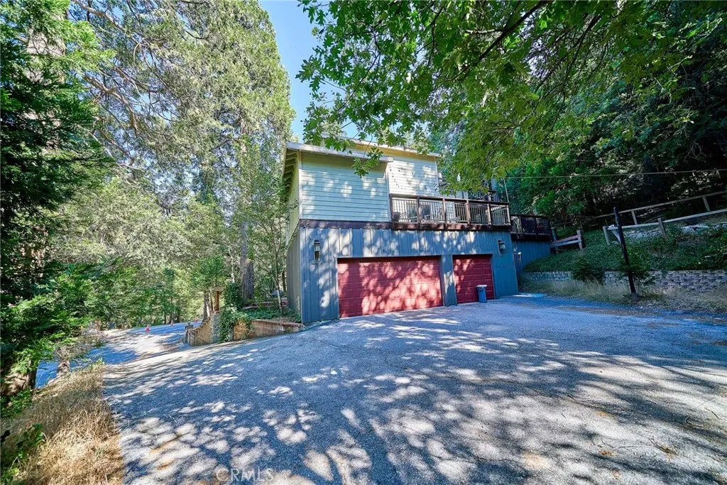 23891 Lakeview, Crestline, California 92325 — photo 5
