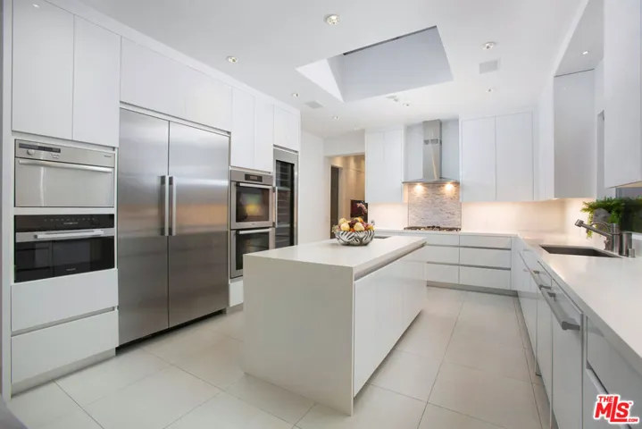 2791 Ellison Drive, Beverly Hills, California 90210