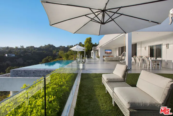 2791 Ellison Drive, Beverly Hills, California 90210