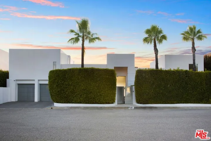 2791 Ellison Drive, Beverly Hills, California 90210