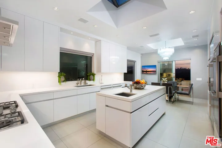 2791 Ellison Drive, Beverly Hills, California 90210
