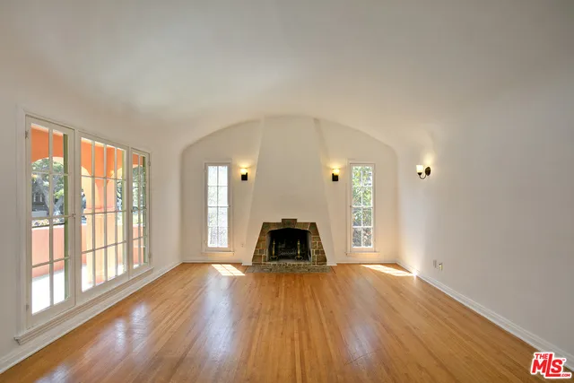 2035 Selby Avenue, Los Angeles, California 90025