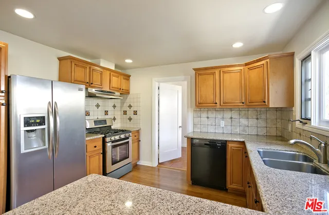 2035 Selby Avenue, Los Angeles, California 90025