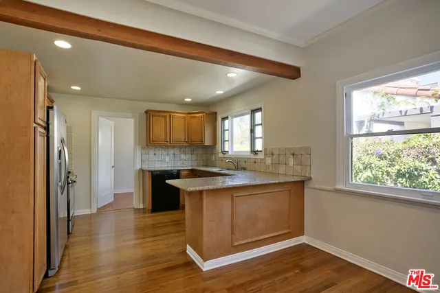 2035 Selby Avenue, Los Angeles, California 90025