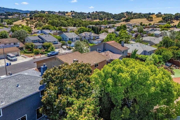 1439 Eagles Nest Lane, Gilroy, California 95020