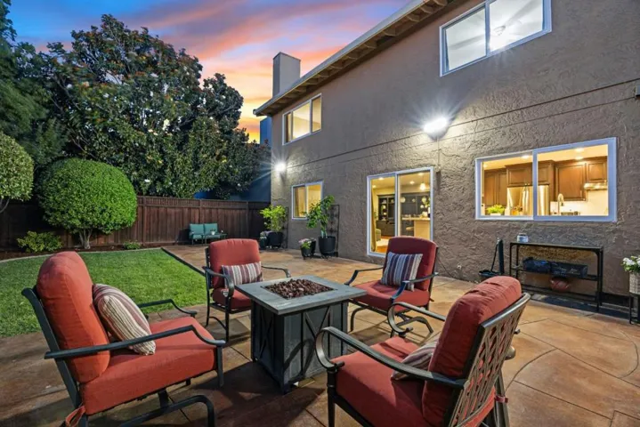 1439 Eagles Nest Lane, Gilroy, California 95020