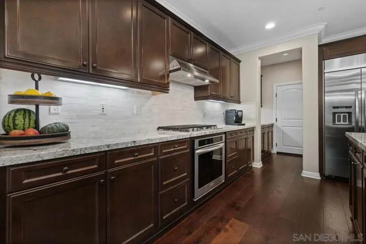 8496 Lower Scarborough Lane, San Diego, California 92127